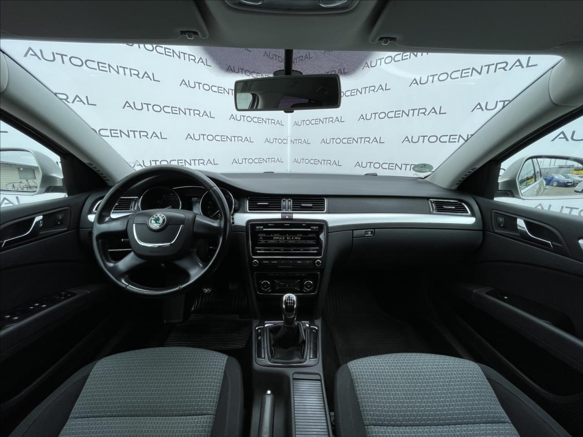 Škoda Superb