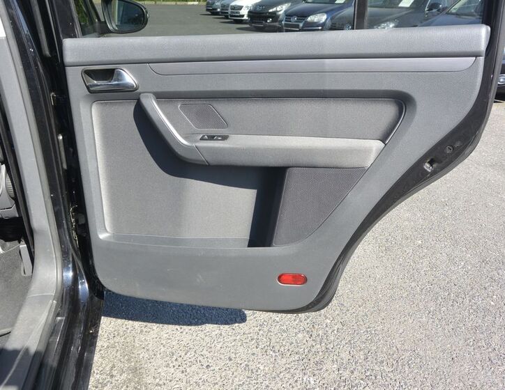Volkswagen Touran 29
