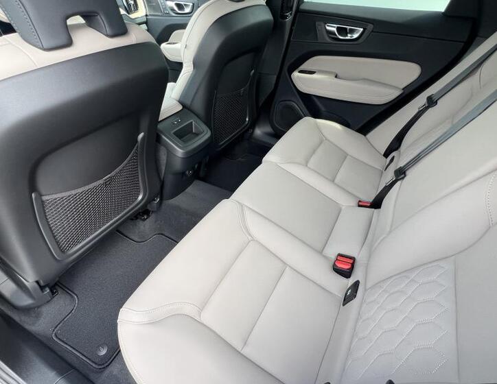 Volvo XC60 14
