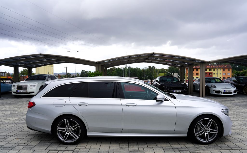 Mercedes-Benz Třídy E