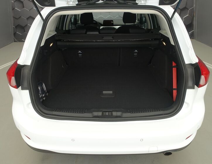 Ford Focus 32