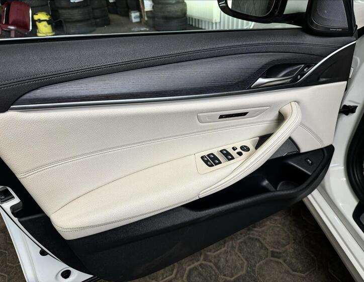 BMW Řada 5 14