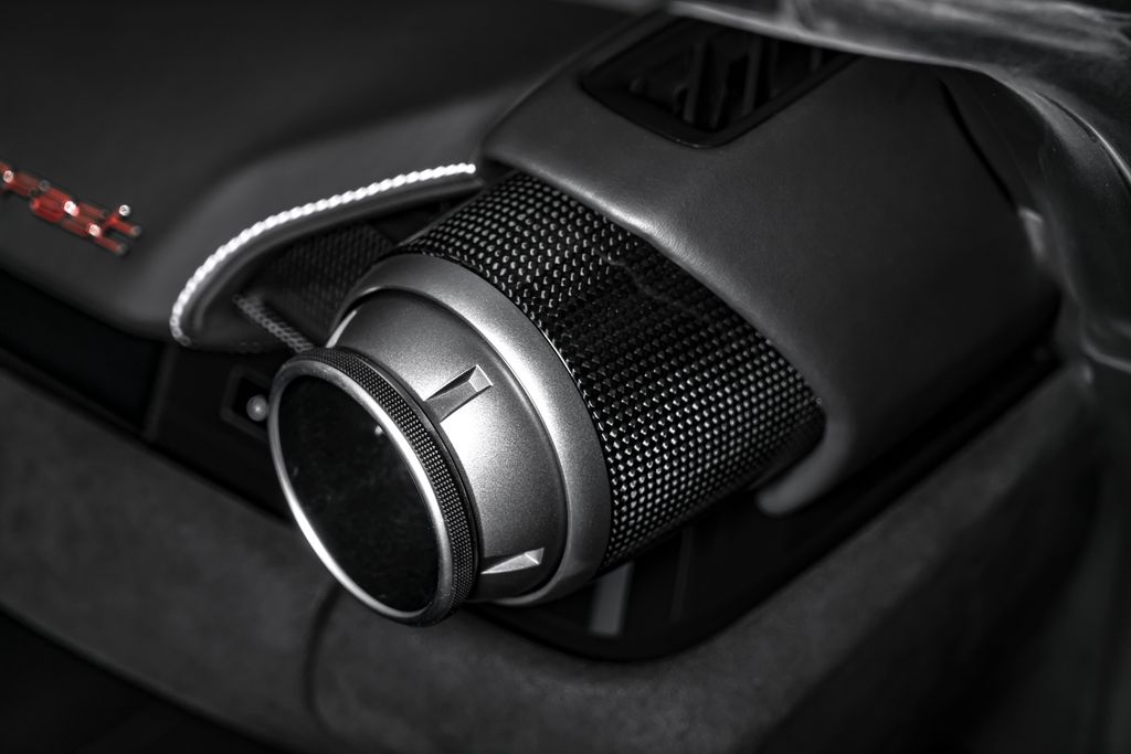 Ferrari 812