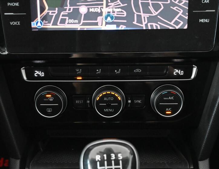 Volkswagen Passat 22