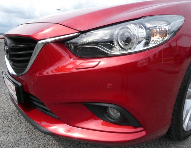 Mazda 6 4