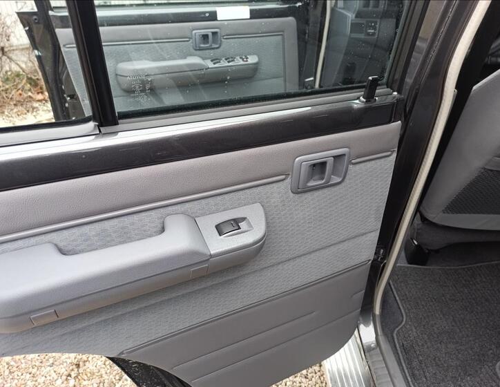 Toyota Land Cruiser 18