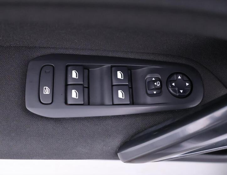 Peugeot 308 13