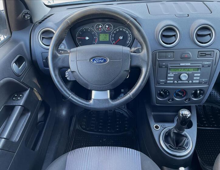 Ford Fusion 12
