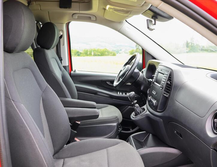 Mercedes-Benz Vito 15
