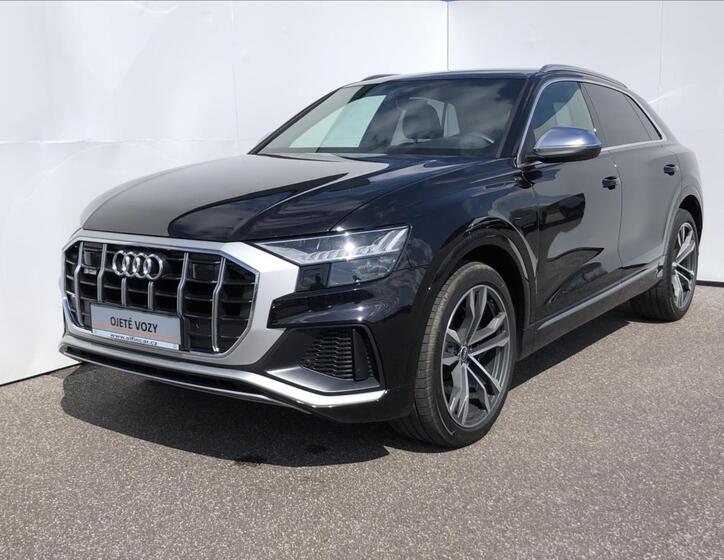 Audi SQ8 1