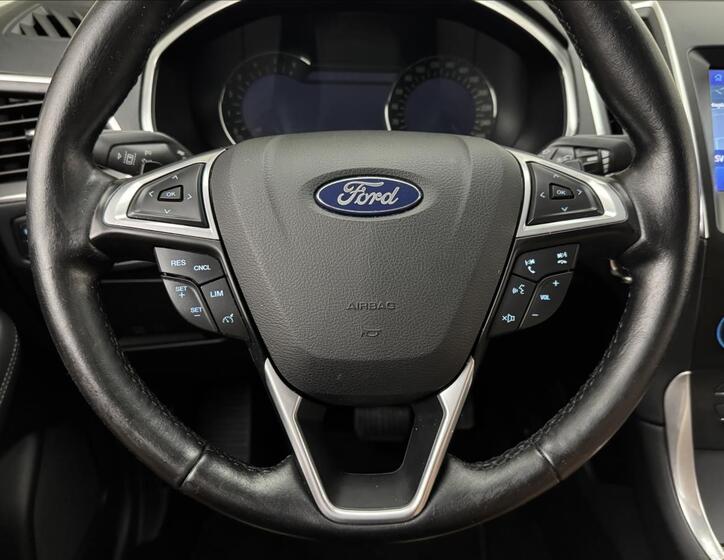 Ford S-MAX 9
