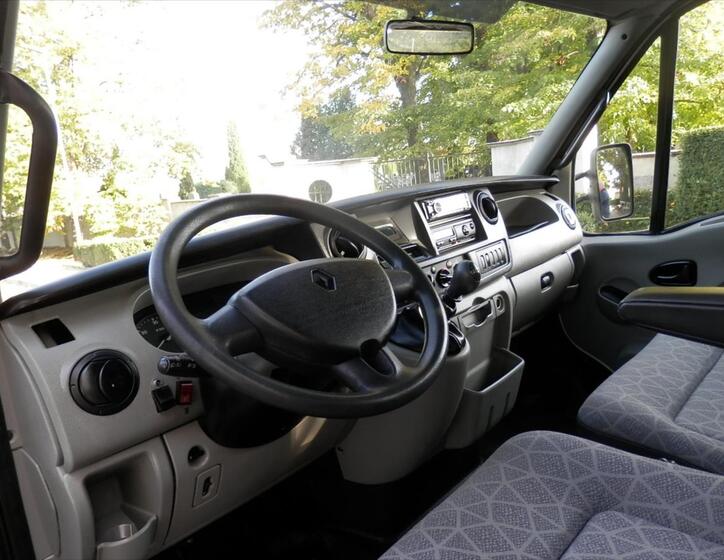 Renault Mascott 14
