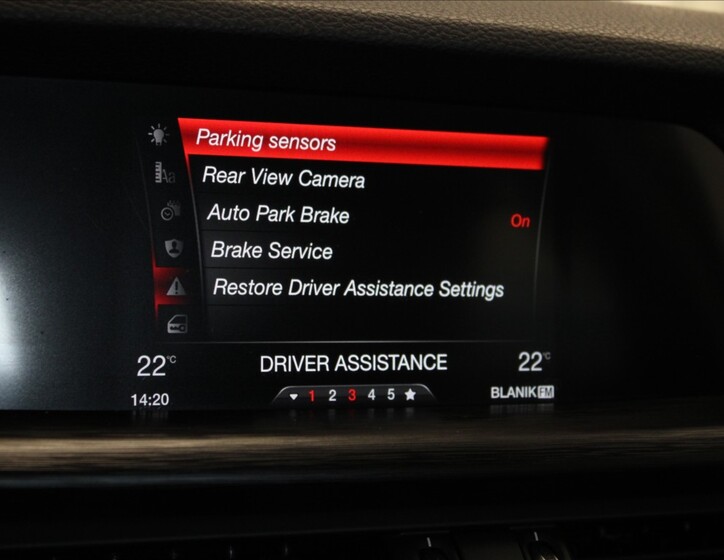 Alfa Romeo Stelvio 11