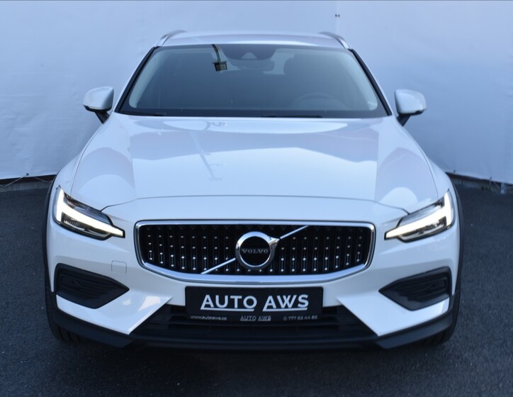 Volvo V60 2