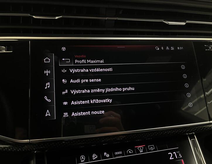 Audi SQ8 11