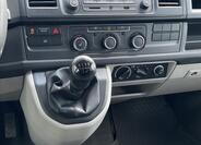 Volkswagen Transporter 12