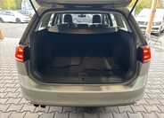Volkswagen Golf 16