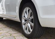 Volkswagen Golf 11