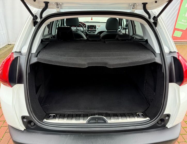 Peugeot 2008 7