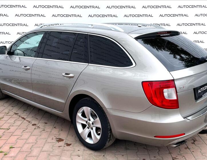 Škoda Superb 6