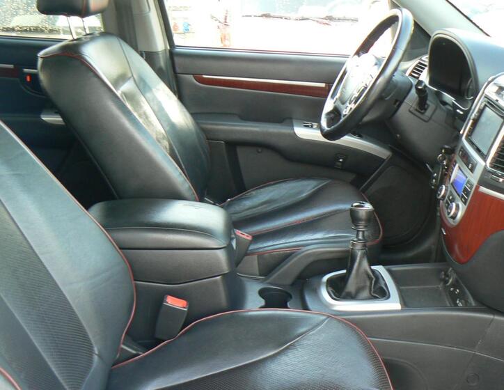 Hyundai Santa Fe 16