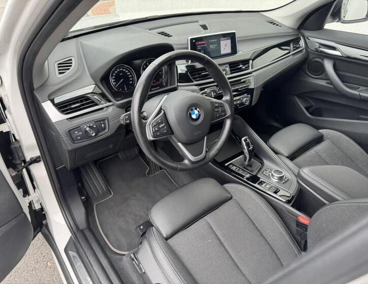 BMW X1 6
