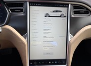 Tesla Model S 16