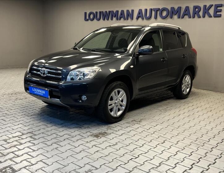 Toyota RAV4 1
