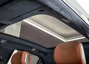 BMW i7 19