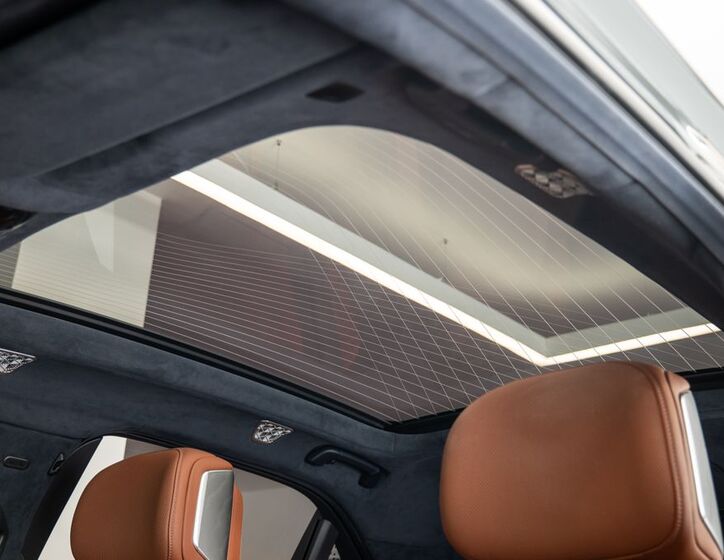 BMW i7 19