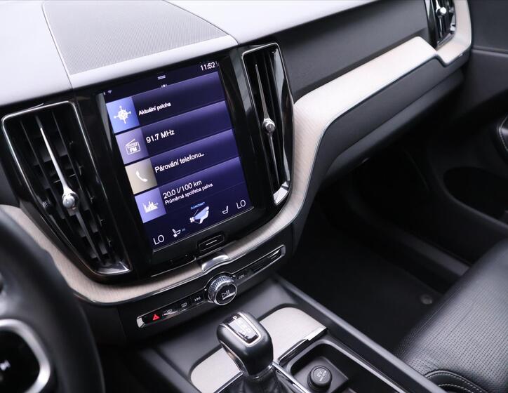 Volvo XC60 25