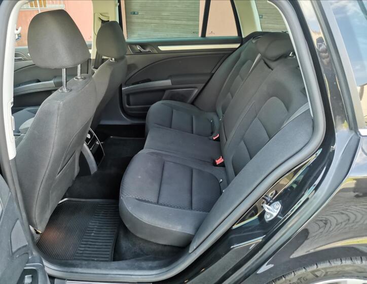 Škoda Superb 12