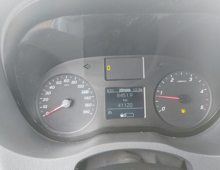Mercedes-Benz Sprinter 12