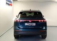 Volkswagen Tiguan 8