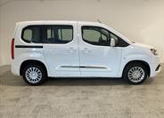 Toyota ProAce City 18