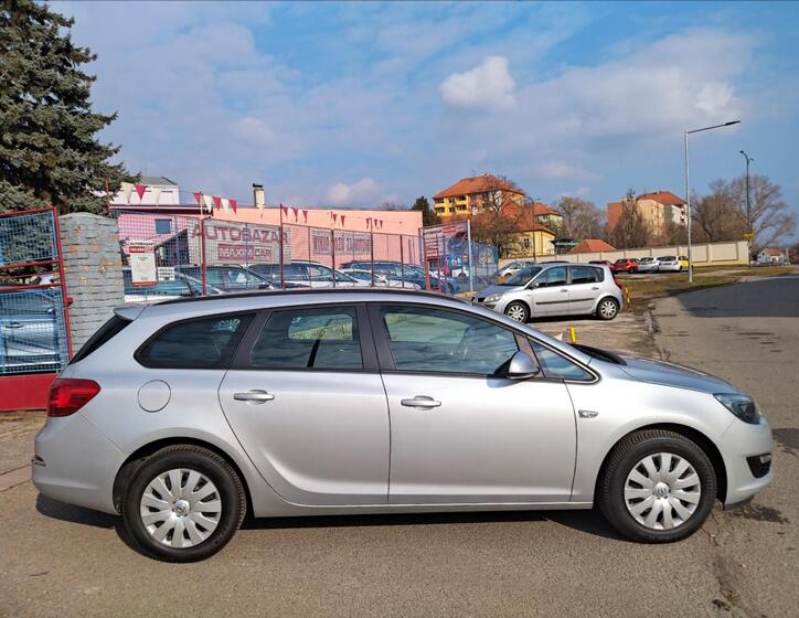 Opel Astra 4