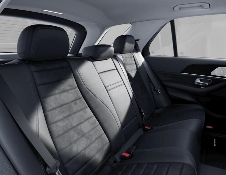Mercedes-Benz GLE 8