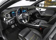 Mercedes-Benz CLA 12