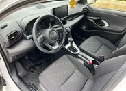 Toyota Yaris 16