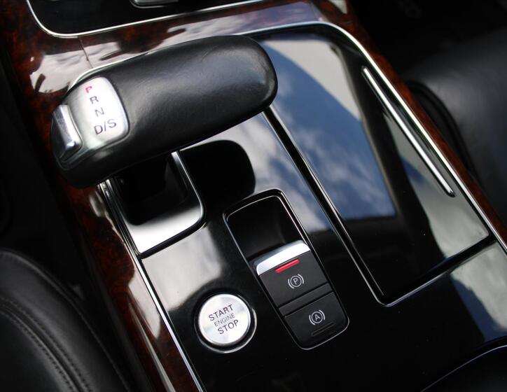 Audi A8 21