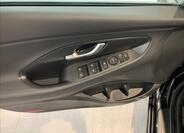 Hyundai i30 25