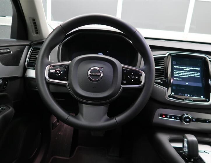 Volvo XC90 14