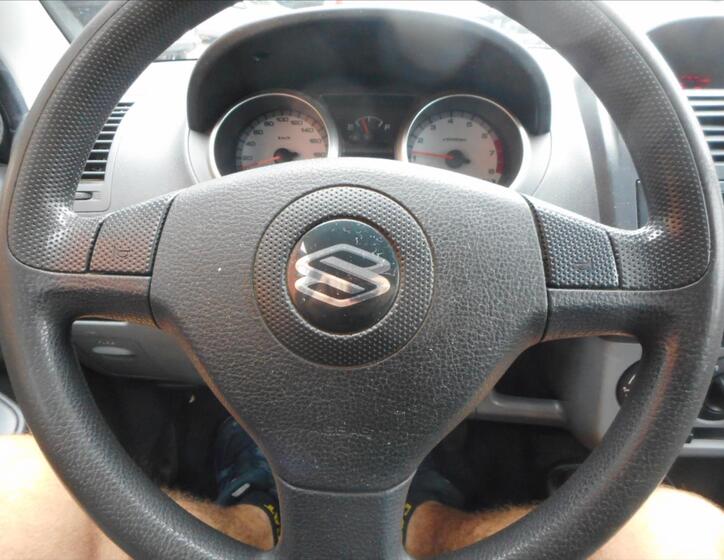 Suzuki Ignis 11