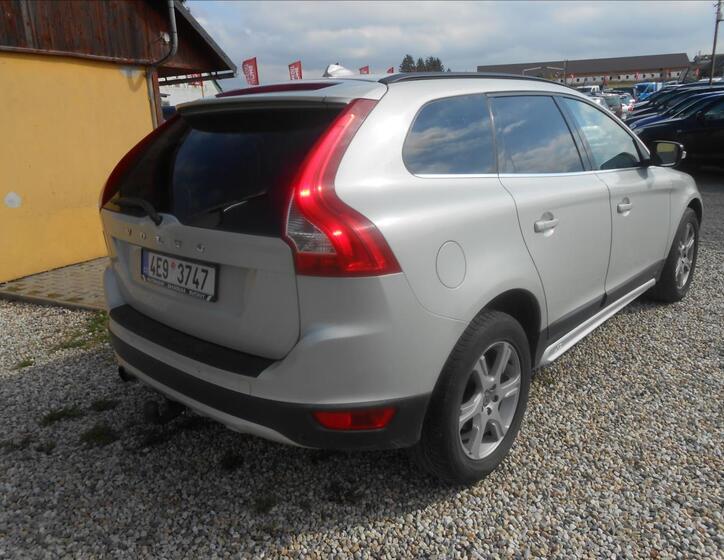 Volvo XC60 6