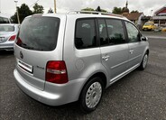 Volkswagen Touran 5