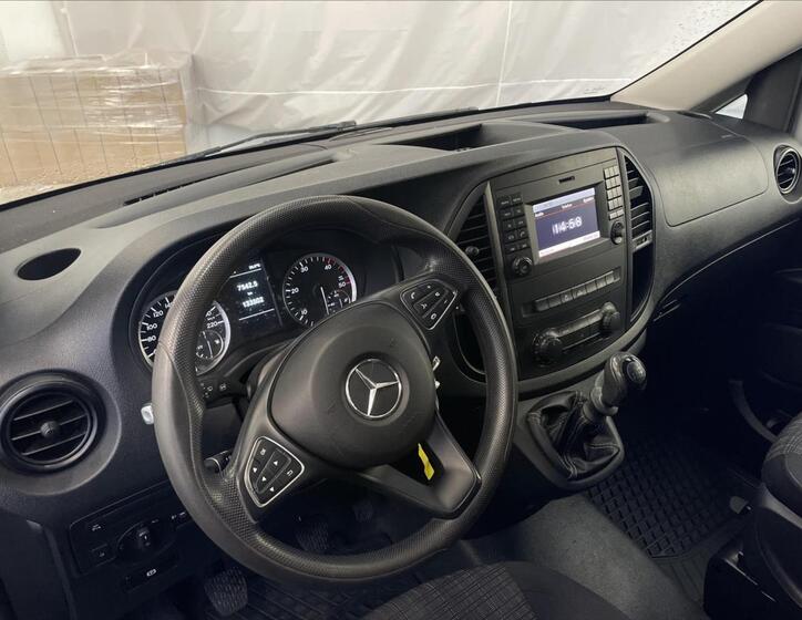 Mercedes-Benz Vito 9