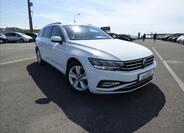 Volkswagen Passat 1