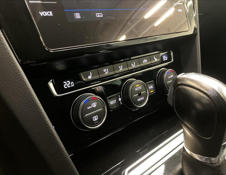 Volkswagen Passat 16