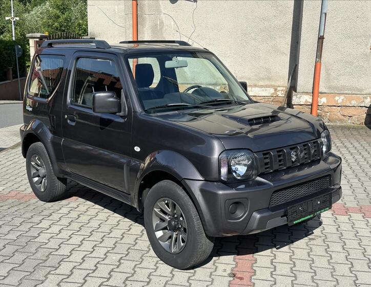 Suzuki Jimny 1