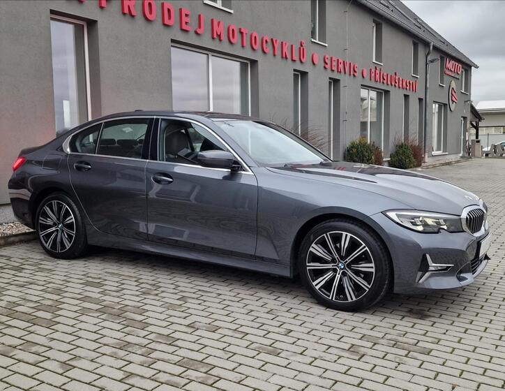 BMW Řada 3 2